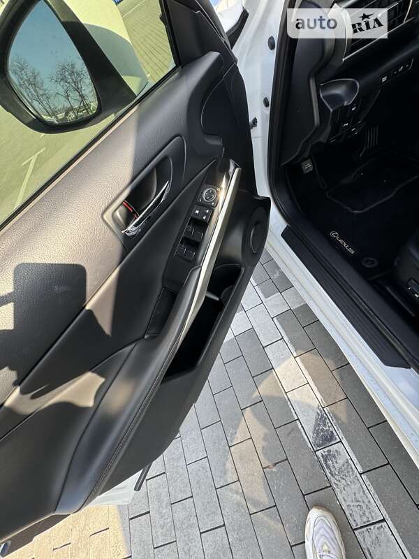 Седан Lexus IS 2013 в Одессе фото 28 Седан Lexus IS 2013 в Одессе