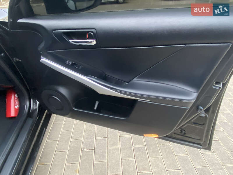 Седан Lexus IS 2014 в Одессе