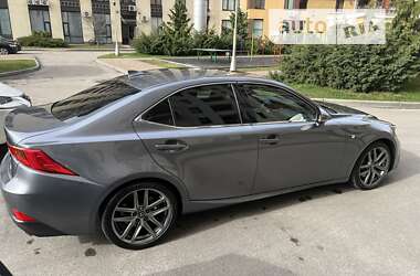 Седан Lexus IS 2020 в Киеве