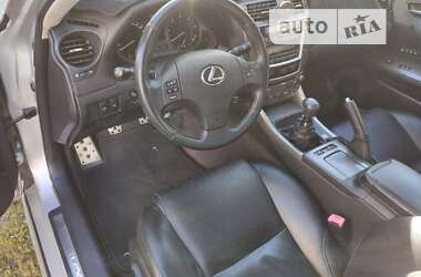 Седан Lexus IS 2008 в Луцьку