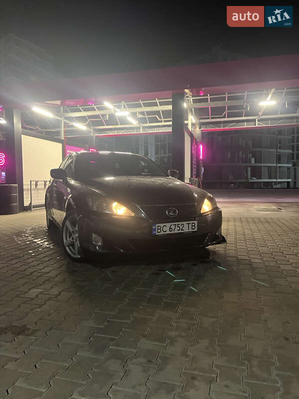 Lexus IS 2007