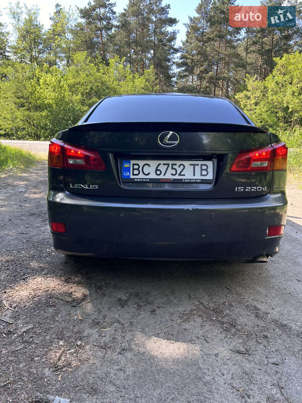 Седан Lexus IS 2007 в Жовкві