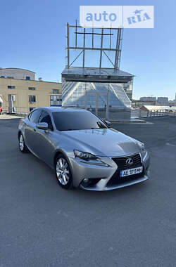 Седан Lexus IS 2013 в Дніпрі