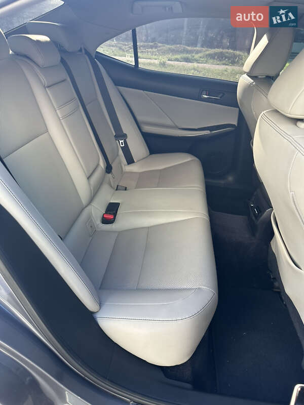 Седан Lexus IS 2014 в Одессе