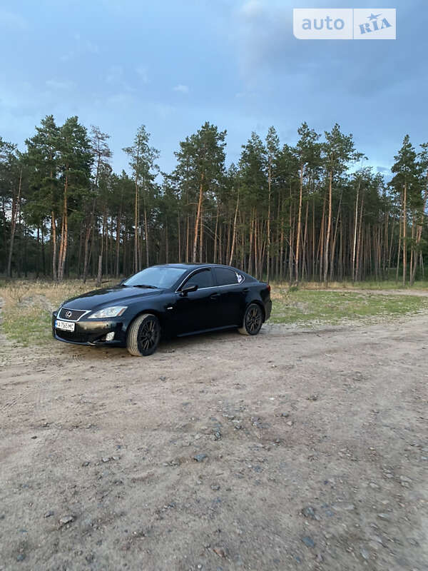 Седан Lexus IS 2007 в Киеве
