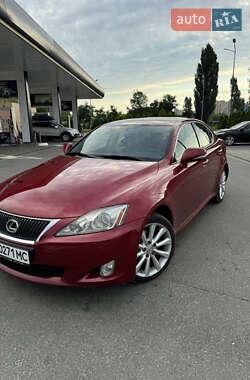 Седан Lexus IS 2010 в 