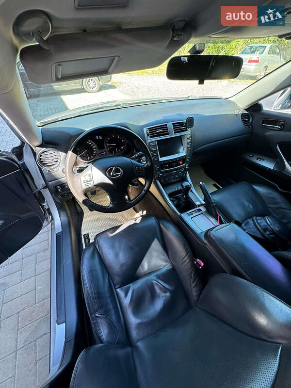 Седан Lexus IS 2007 в Черновцах фото 3 Седан Lexus IS 2007 в Черновцах