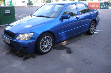 Седан Lexus IS 2003 в Киеве