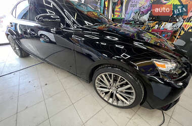 Седан Lexus IS 2013 в 