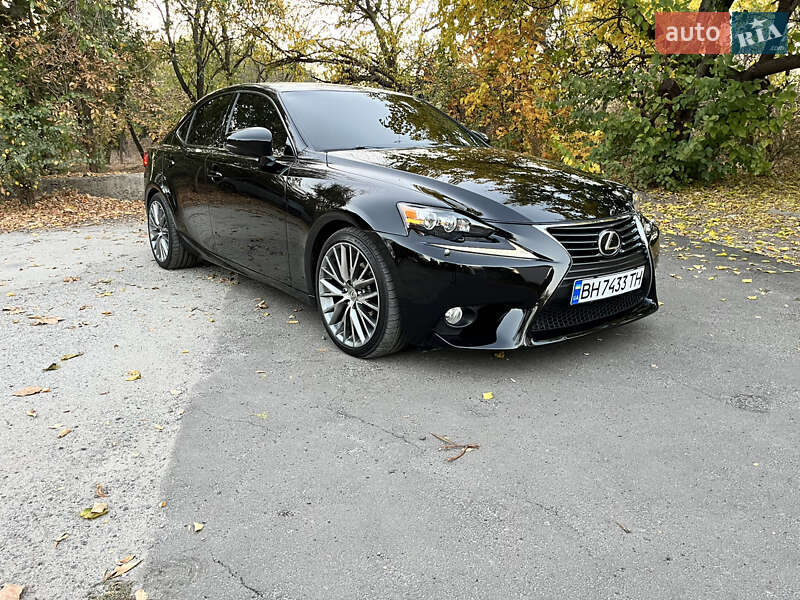 Седан Lexus IS 2013 в Одессе