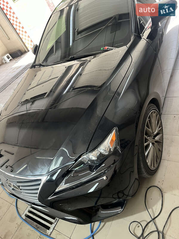 Седан Lexus IS 2013 в Одессе