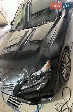 Седан Lexus IS 2013 в 