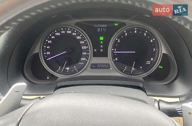 Седан Lexus IS 2008 в Киеве