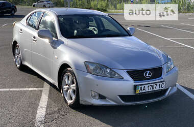 Седан Lexus IS 2007 в Киеве