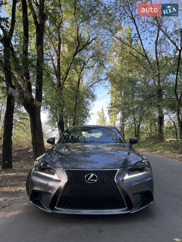 Седан Lexus IS 2014 в Каменском фото 3 Седан Lexus IS 2014 в Каменском