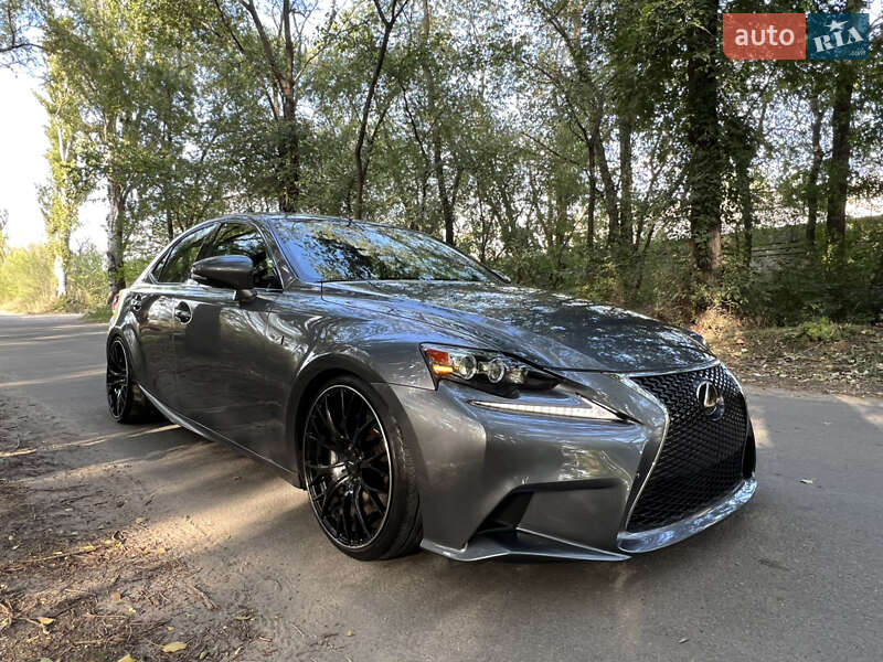 Седан Lexus IS 2014 в Каменском фото 29 Седан Lexus IS 2014 в Каменском