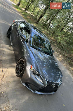 Седан Lexus IS 2014 в 