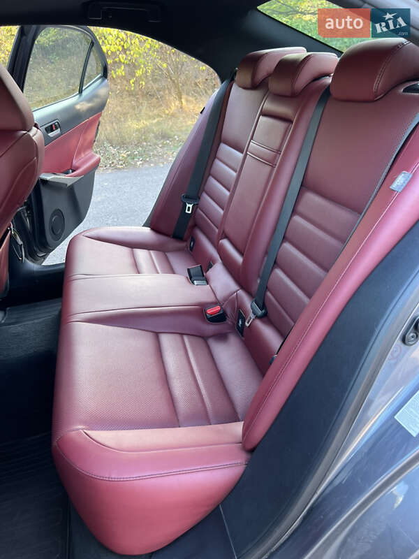 Седан Lexus IS 2014 в Каменском фото 105 Седан Lexus IS 2014 в Каменском