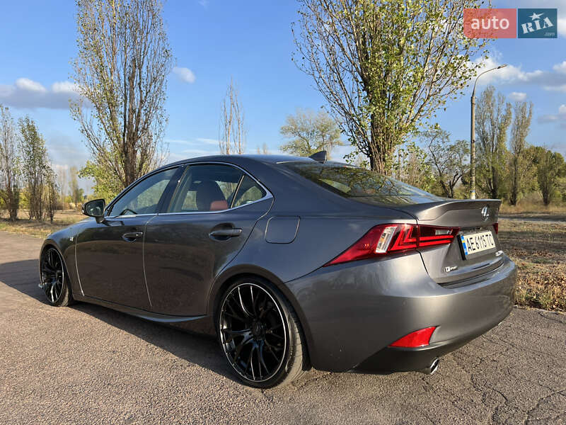 Седан Lexus IS 2014 в Каменском фото 160 Седан Lexus IS 2014 в Каменском