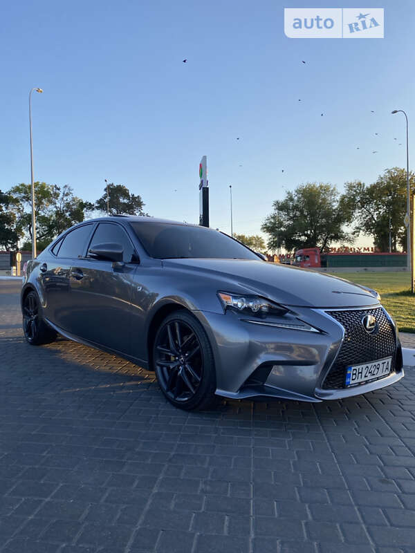 Седан Lexus IS 2013 в Одессе