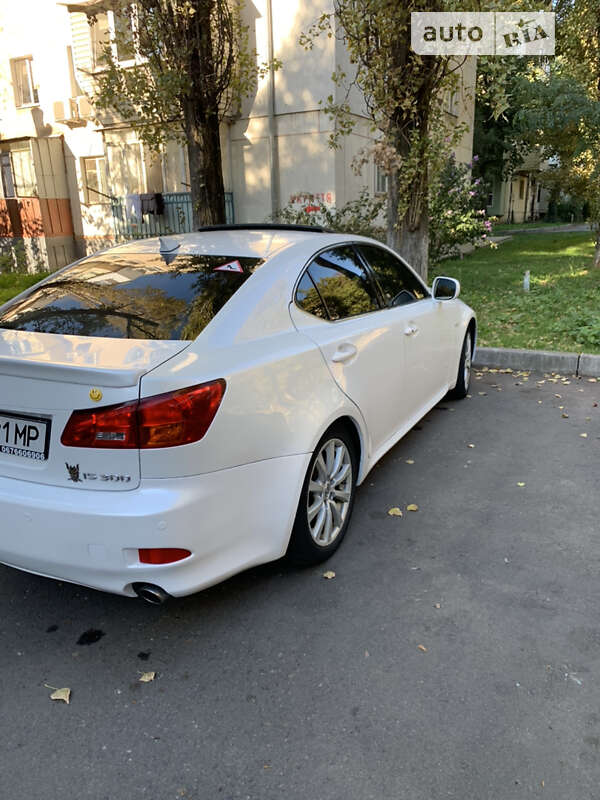 Седан Lexus IS 2007 в Одессе