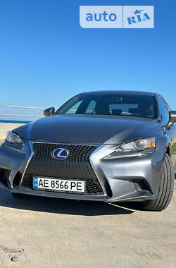 Седан Lexus IS 2014 в Киеве