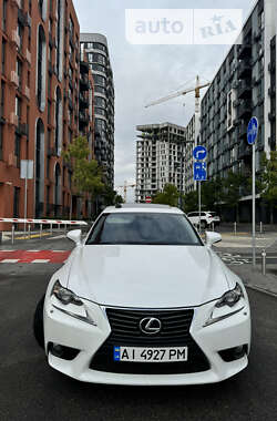 Седан Lexus IS 2013 в Києві