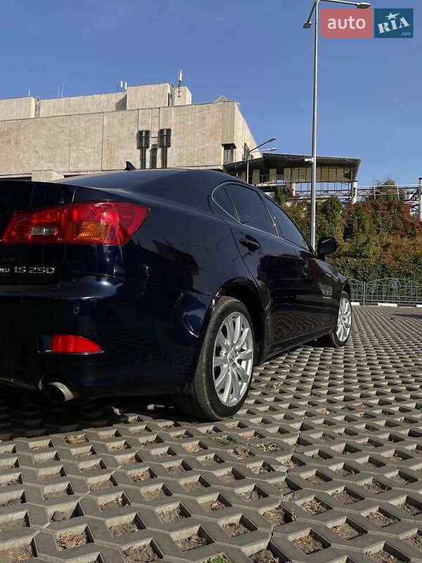 Седан Lexus IS 2007 в Харькове