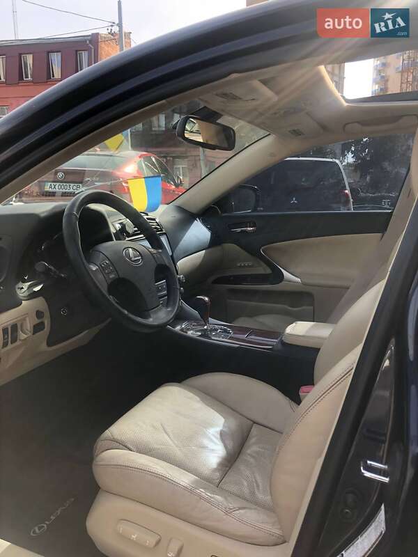 Седан Lexus IS 2007 в Харькове