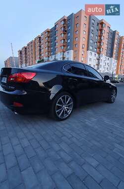 Седан Lexus IS 2007 в Виннице