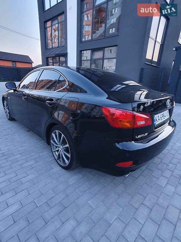 Седан Lexus IS 2007 в Виннице