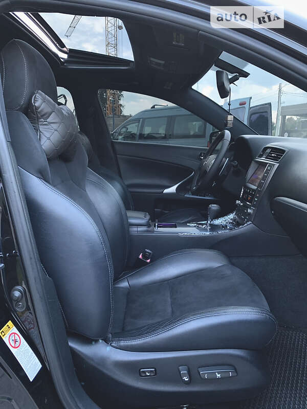 Седан Lexus IS 2012 в Львове фото 6 Седан Lexus IS 2012 в Львове