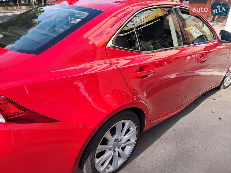 Седан Lexus IS 2015 в Измаиле фото 7 Седан Lexus IS 2015 в Измаиле