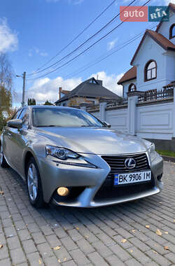 Седан Lexus IS 2013 в Рівному