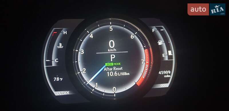 Седан Lexus IS 2015 в Одессе