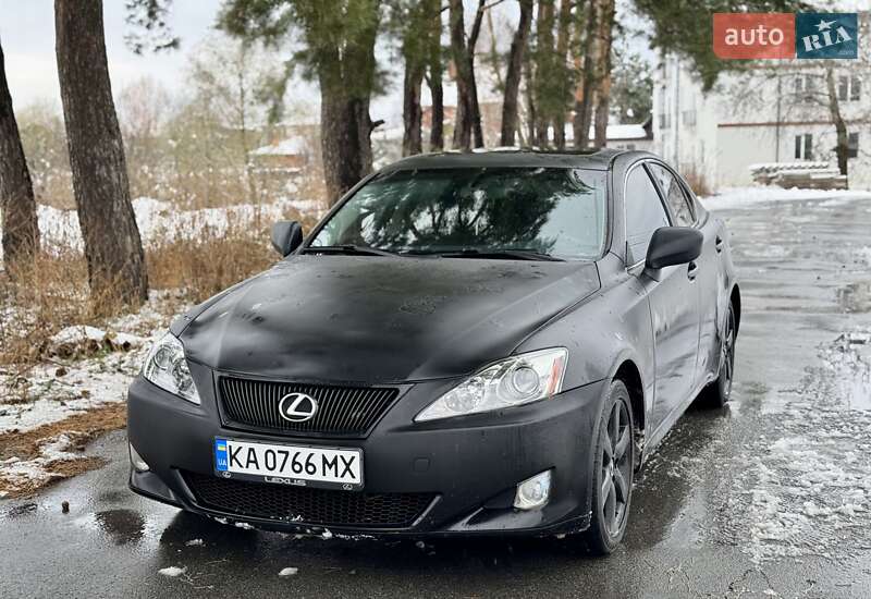 Седан Lexus IS 2006 в Киеве