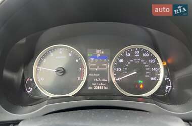 Седан Lexus IS 2015 в Киеве