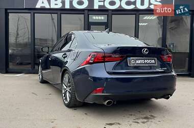 Седан Lexus IS 2014 в Киеве