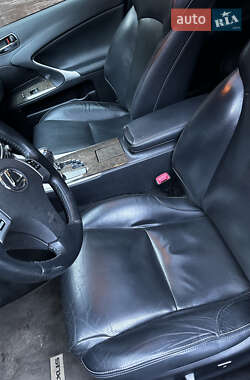 Седан Lexus IS 2011 в Львове