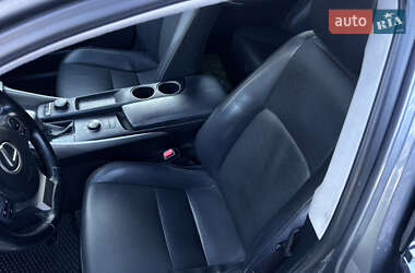 Седан Lexus IS 2014 в 