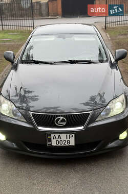 Седан Lexus IS 2007 в Киеве