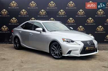 Седан Lexus IS 2014 в Києві