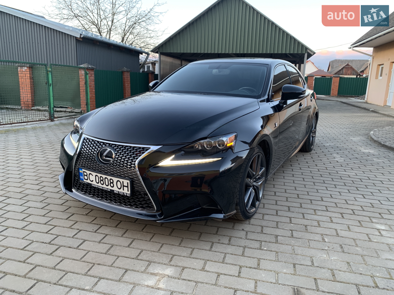 2015 Lexus IS - мініатюра 18