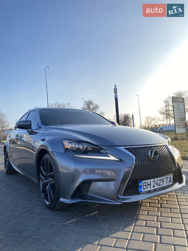 Седан Lexus IS 2013 в Одессе