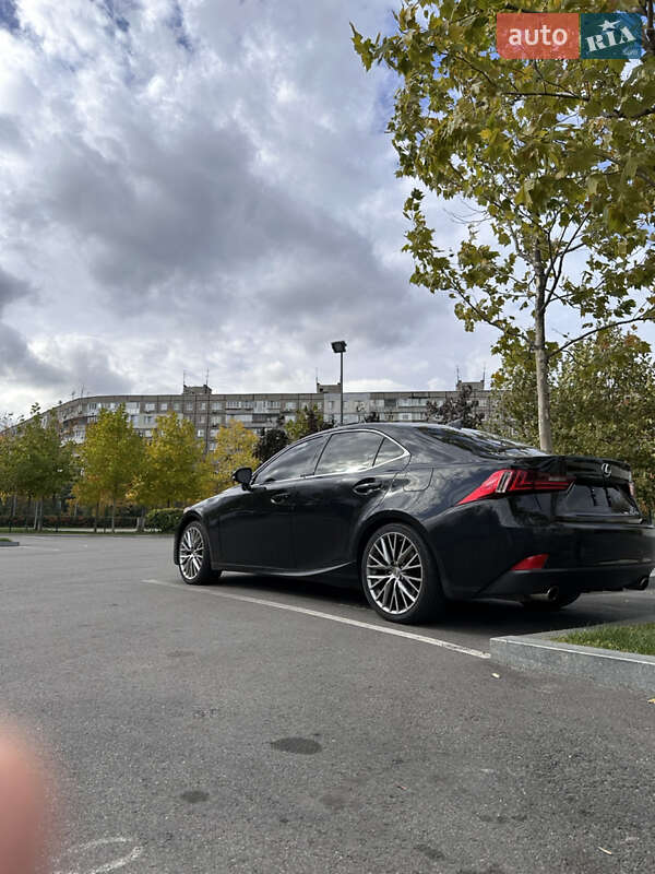 Седан Lexus IS 2013 в Києві фото 16 Седан Lexus IS 2013 в Києві