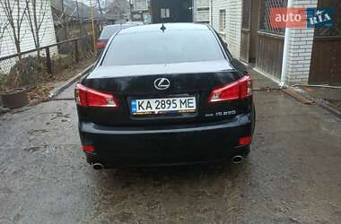 Седан Lexus IS 2010 в Умані