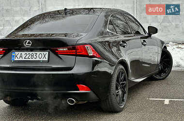 Седан Lexus IS 2014 в Києві