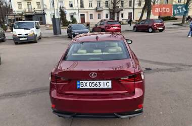 Седан Lexus IS 2013 в 