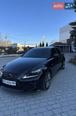 LEXUS IS 200T 2016