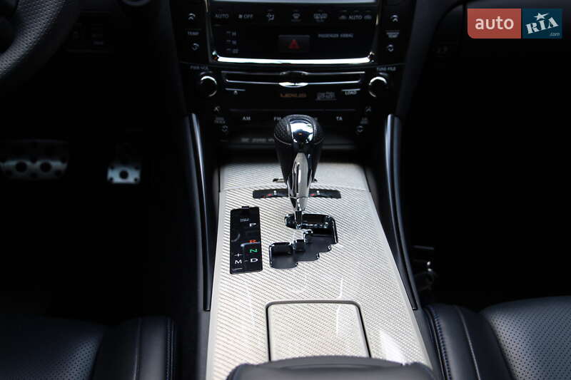 Седан Lexus IS 2009 в Києві